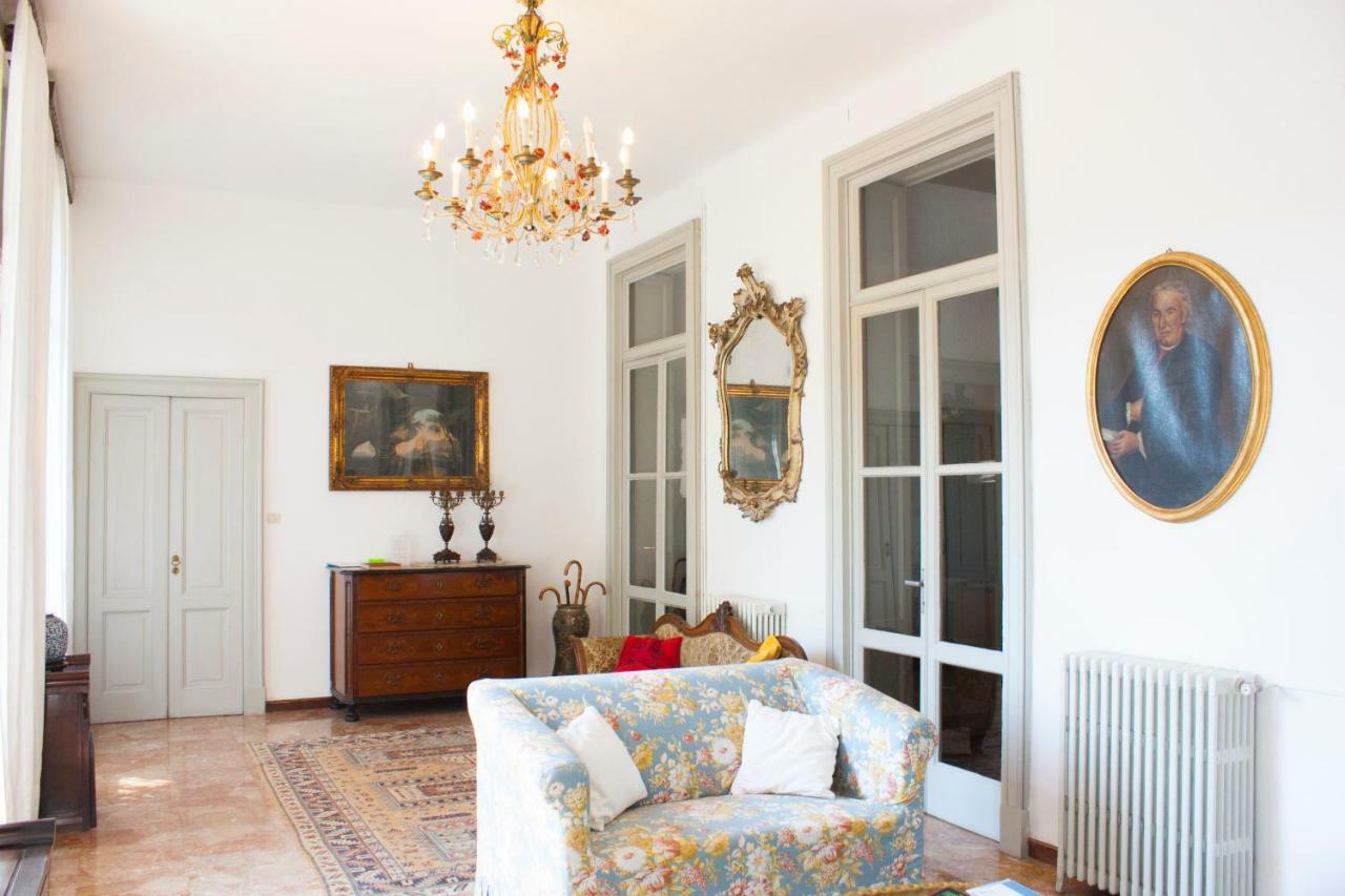 Villa Ruscone Lasnigo Kültér fotó